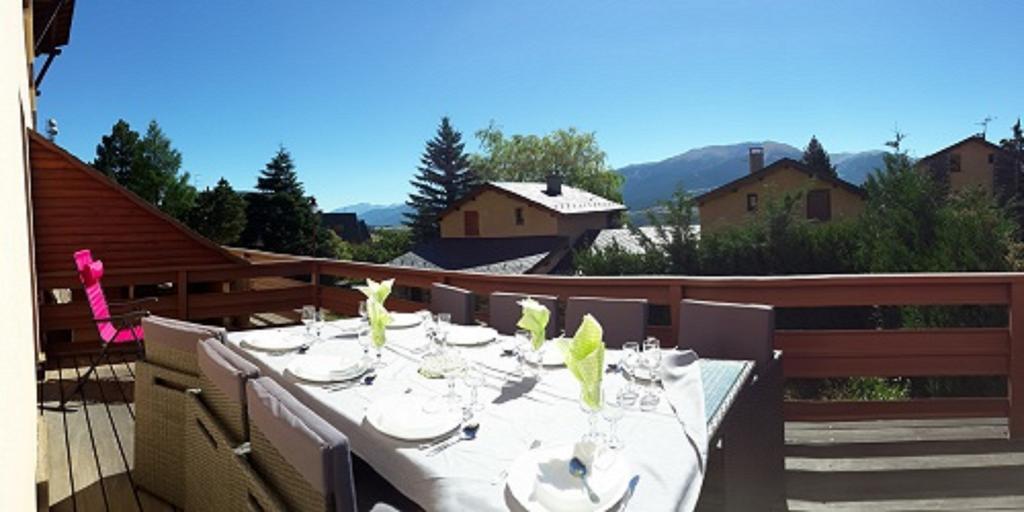 Residence Campredon - Decoration Typique - 25M2 De Terrasse Amenagee Plein Sud Avec Vue Panoramique - Internet - Jardin - Parking - Navette - Linge Et Menage En Options Payantes Font-Romeu-Odeillo-Via Bagian luar foto